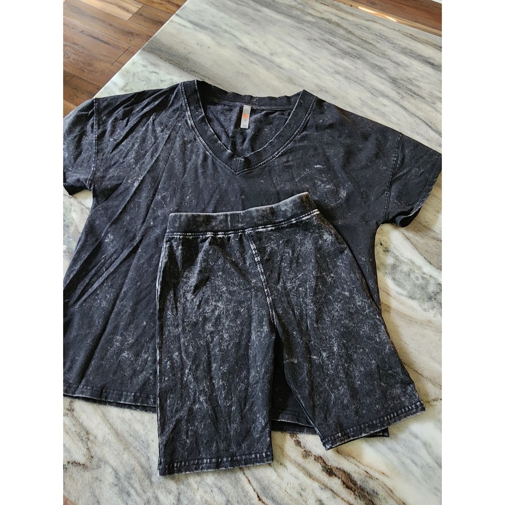 NWOT Mono B Black Acid Wash Lounge Activewear Set V-Neck Tee‎ Biker Shorts S
